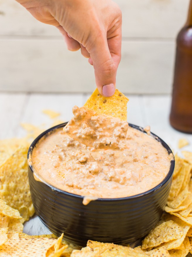 Cheesy Taco Beer Dip with a Taco Seasoning Recipe from scratch!