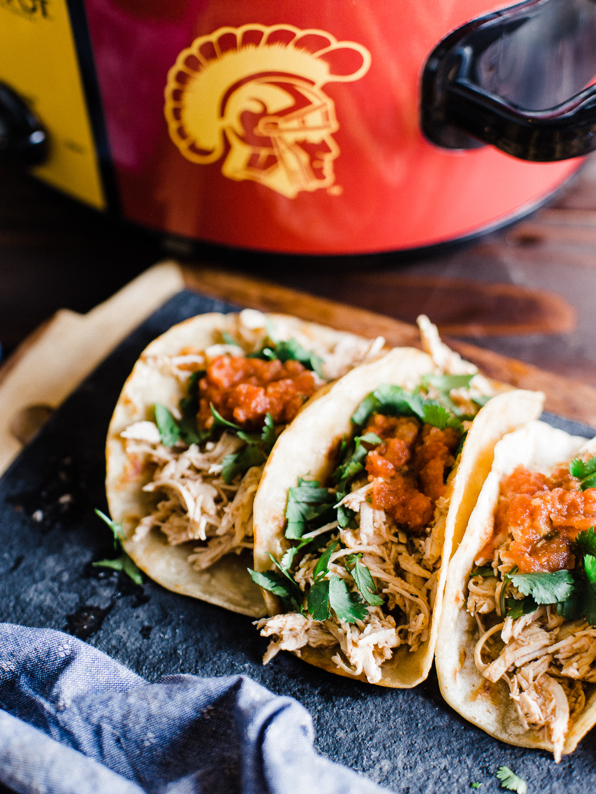Spicy Crock-Pot® Slow Cooker Shredded Chicken Street Tacos (PERFECT For ...