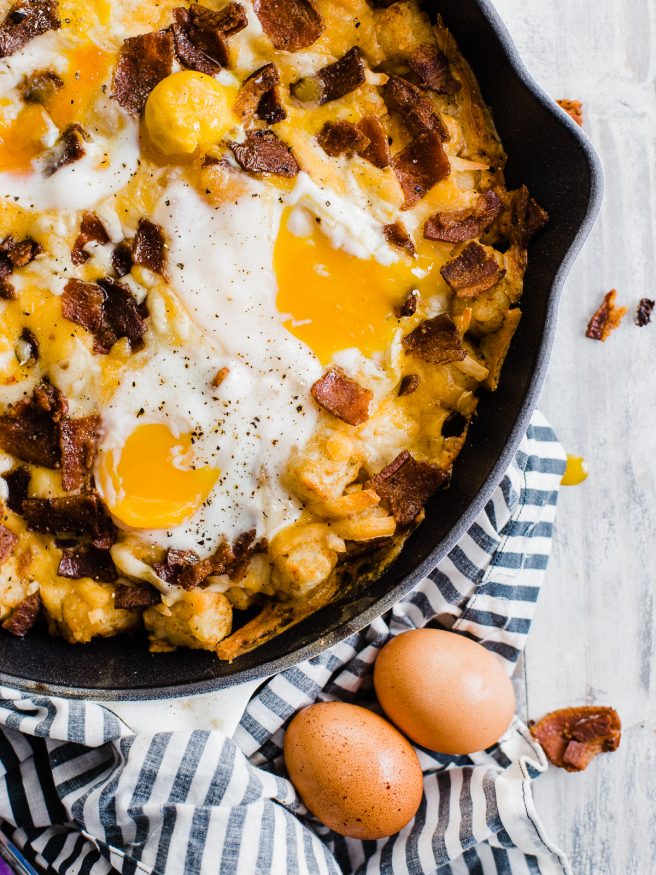 Making an easy breakfast dish with with Bacon Egg and Cheese Totchos. This makes the perfect candidate for a breakfast to cook up with the kids! 