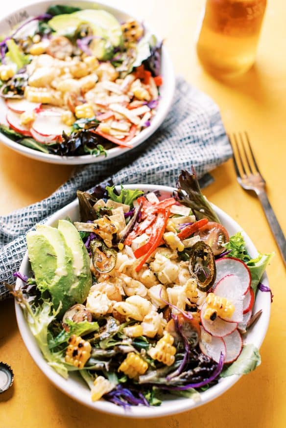Who doesn't love grilled shrimp tacos? But when you want to lighten things up, whipping up a grilled shrimp taco salad is where its at. 